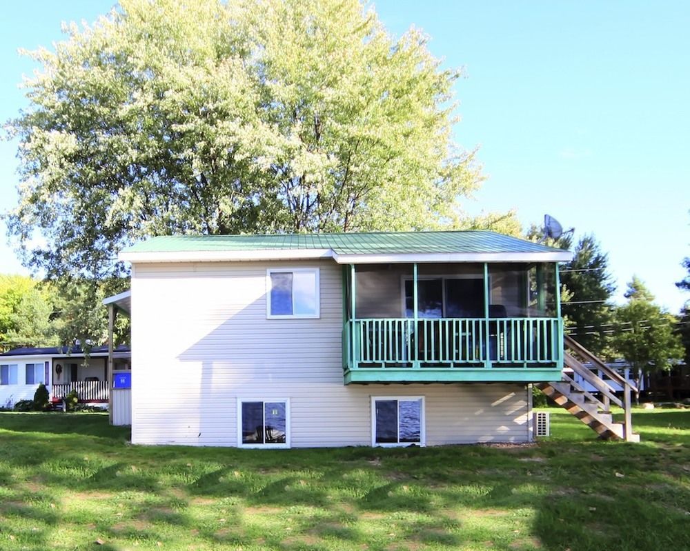 Sunny Hill Resort Barrys Bay Exterior photo